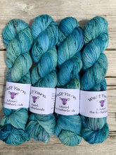 Afbeelding in Gallery-weergave laden, Zee Merino Singles & Silky Singles