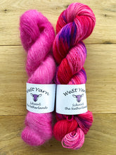 Afbeelding in Gallery-weergave laden, Heart's Desire - Singles - WeStYarn