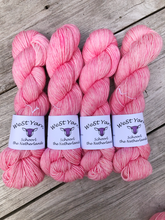 Afbeelding in Gallery-weergave laden, Dream Merlin - WeStYarn