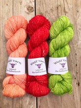 Afbeelding in Gallery-weergave laden, Lime Leaf Merlin - WeStYarn